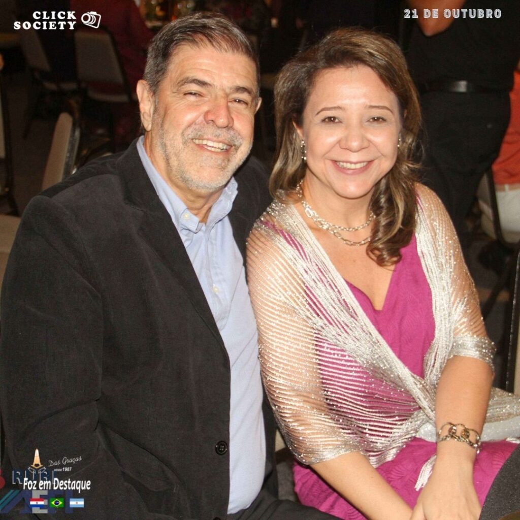 Engenheiro Civil ELSÍDIO CAVALCANTE & CRISTIANE RADETZKI.