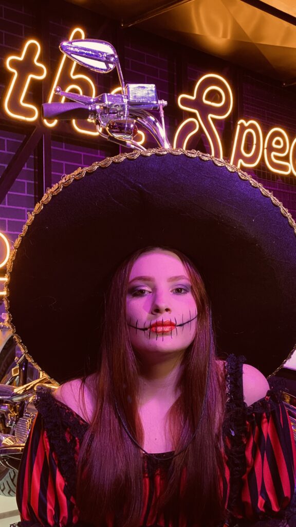 HALLOWEEN  DREAMS MOTOR SHOW