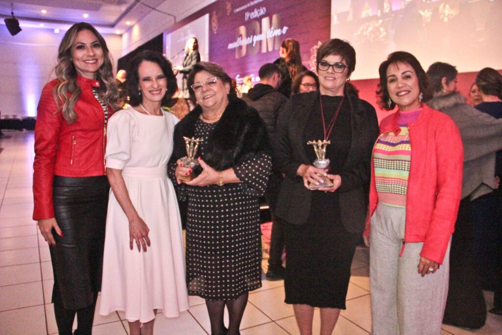 FECOMÉRCIO CMEG PREMIA MULHERES