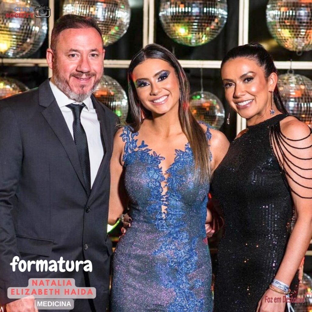 NATALIA HAIDA SE FORMA MÉDICA COM A MAE IVANA PUJOL E O PAI DANIEL HAIDA