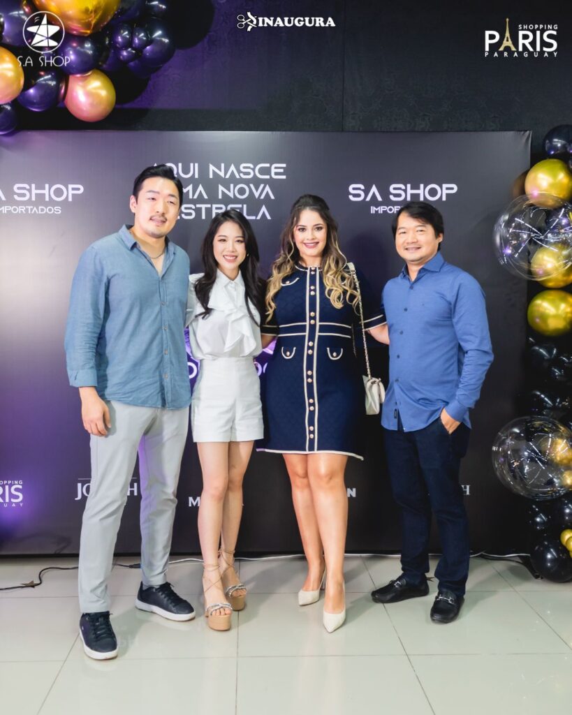SA SHOP NO SHOPPING PARIS  - JINA E JULIANI - ELIZABETH KIM E JOHN PARK
