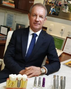 DR VALMIR LAVINICKI EM SALTA NA ARGENTINA- FOZ EM DESTAQUIE - INSTITUTO ODONTOLÓGICO LAVINCKI