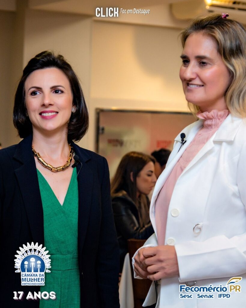 CAMILA FIRMIANO E ANA BIESEK
17 CMEG CAMARA MULHER FOZ
17 anos ca CAMARA DA MULHERE EMPRESARIA CMEG FOZ DO IGUAÇU