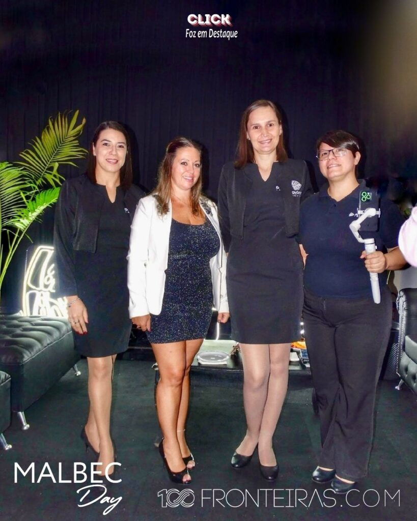 3º MALBEL DAY 100FRONTEIRAS -
GISELA ILCOBICH - GERENTE DE MARKETING DO CITY CENTER IGUAZU - E LILIAN GRELLMANN