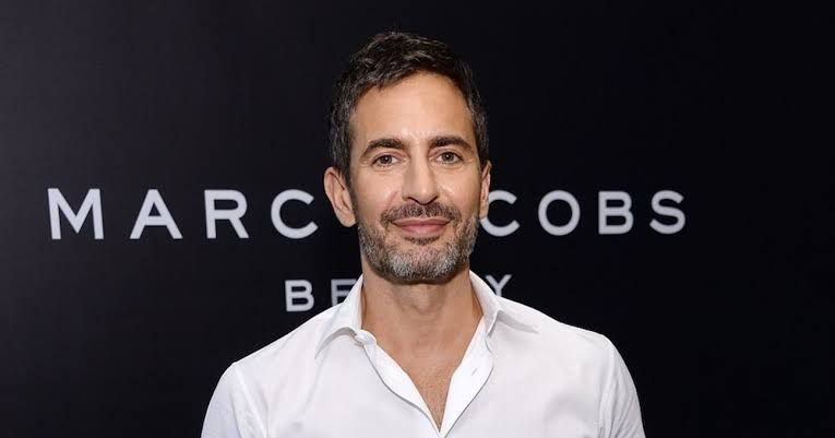 "Eu aprecio individualidade. Estilo é muito mais interessante do que moda." Marc Jacobs - Estilista de moda norte-americano