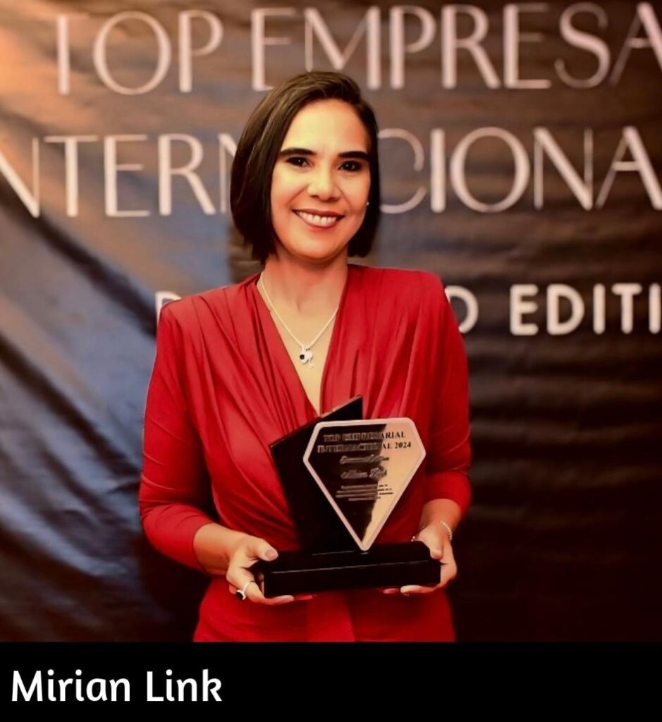 MIRIAN LINK é a proprietária do Destinykeyspodcast, que rastreia a inovação da Tríplice Fronteira nas comunicações. Um podcast que vai além do simples bate-papo.