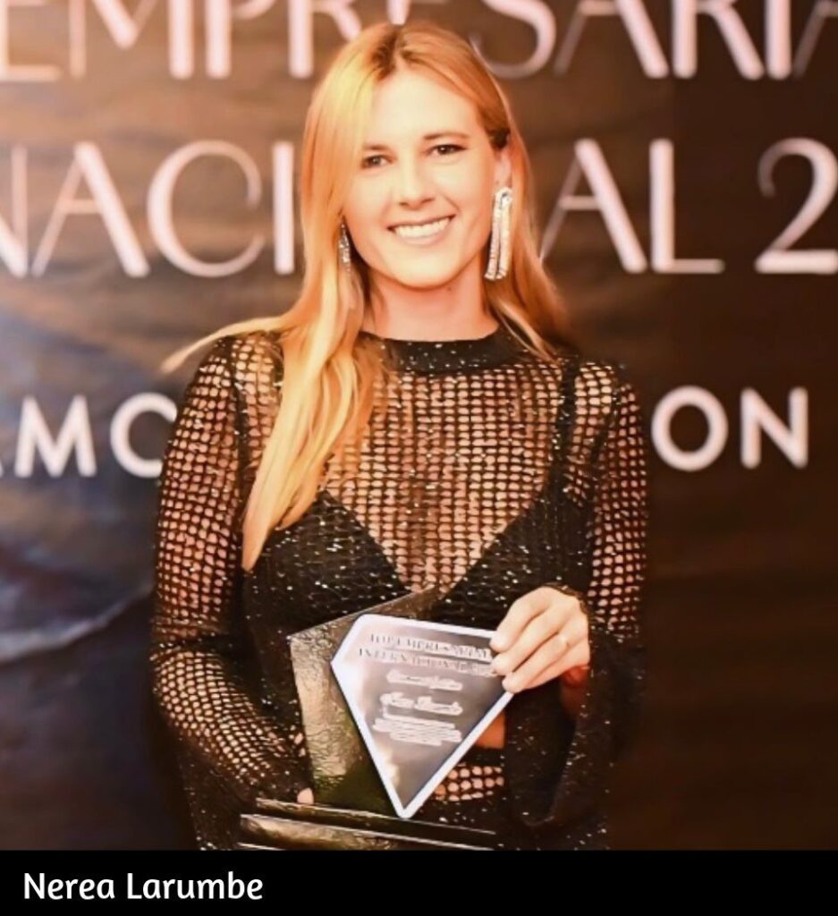 NEREA LARUMBE é apresentadora de TV e criadora de conteúdo. Junto com o elenco de Antisiesta, ganhou por três anos consecutivos o prêmio Zona VIP de melhor programa de interesse geral da região.