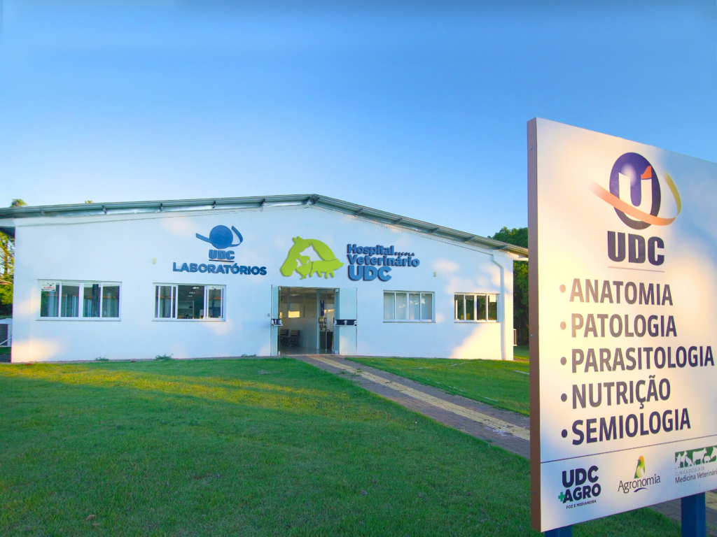 ROSICLAR HAUAGGE DO PRADO, FÁBIO HAUAGGE DO PRADO, Laboratório Hospital Veterinário UDC Medianeira