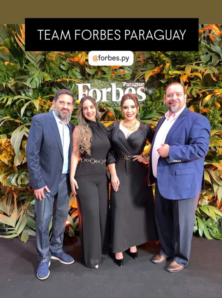 Forbes Paraguay Summit CiudaddelEste - ANTONELLA INVERNEZZI - YANINE MENDOZA