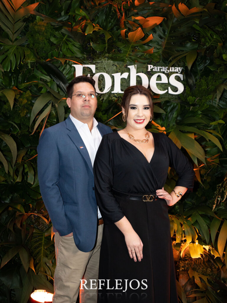 Forbes Paraguay Summit CiudaddelEste - ANTONELLA INVERNEZZI - YANINE MENDOZA