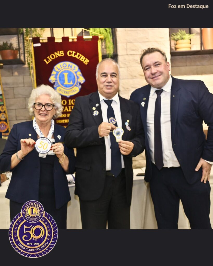 LIONS CLUBE ITAIPU 50 ANOS
GOVERNADOR KLÉBER GONÇALVES
Representando pelo CL GUTO PESSINI - LIONS LC MEDIANEIRA