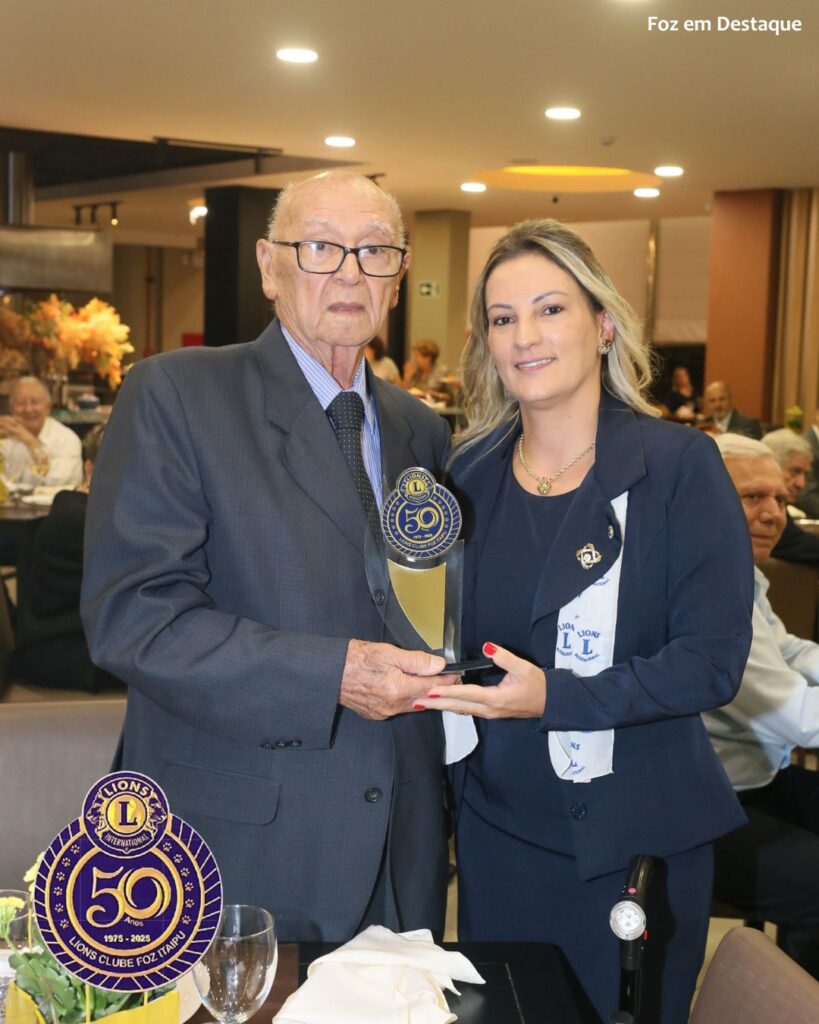 LIONS CLUBE ITAIPU 50 ANOS
PIONEIRO DA AVIAÇÃO CIVIL ANTENOR CARNEIRO DE MELO