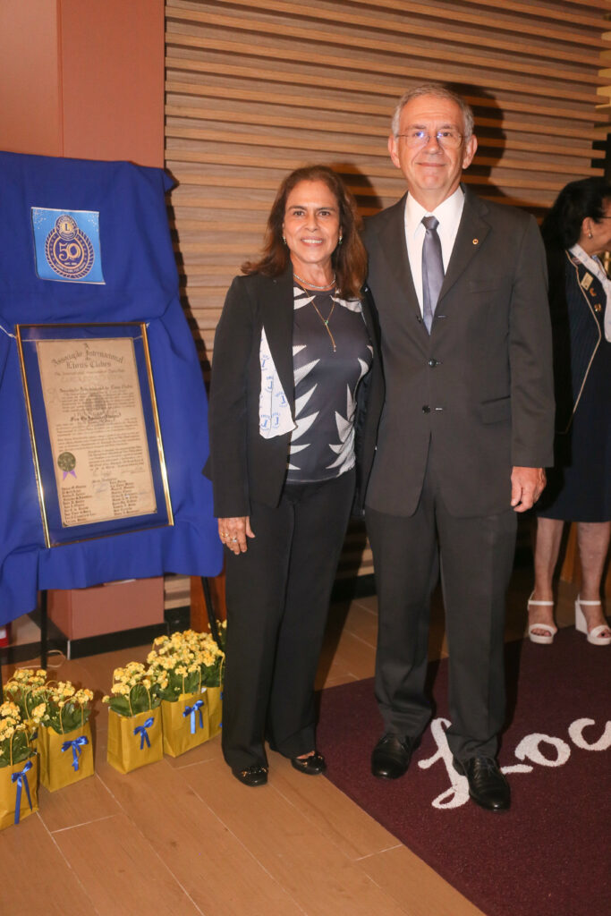 LIONS CLUBE ITAIPU 50 ANOS
MARIO OZELAME E MARCIA OZELAME